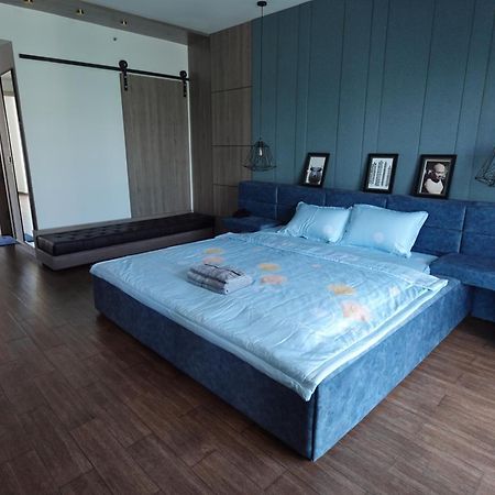 Chilchill Hotel Riverside Phnom Penh Exterior foto