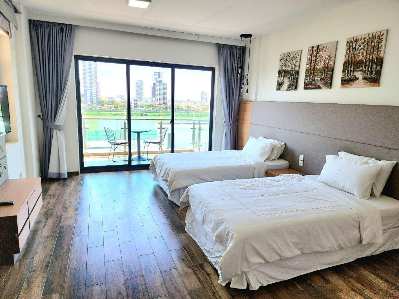 Chilchill Hotel Riverside Phnom Penh Exterior foto